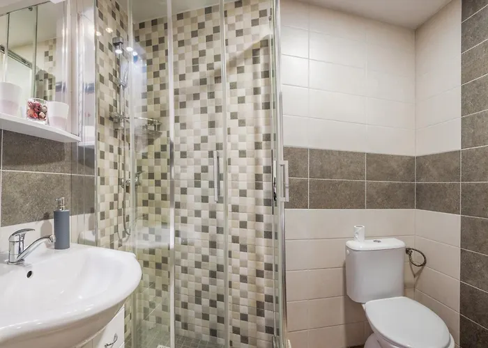 Kolonie Hotel *